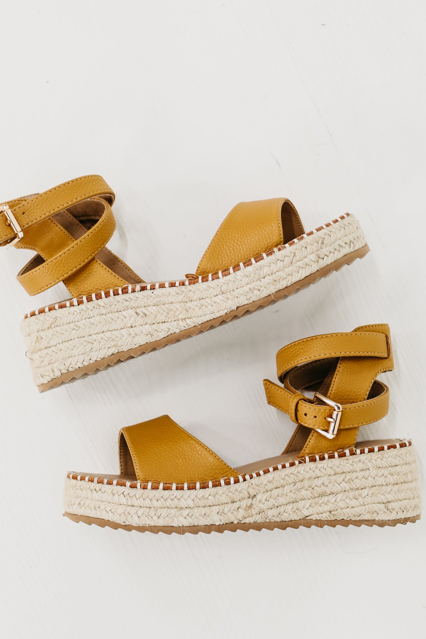 The Everly Platform Sandal - Lt Camel - FINAL SALE