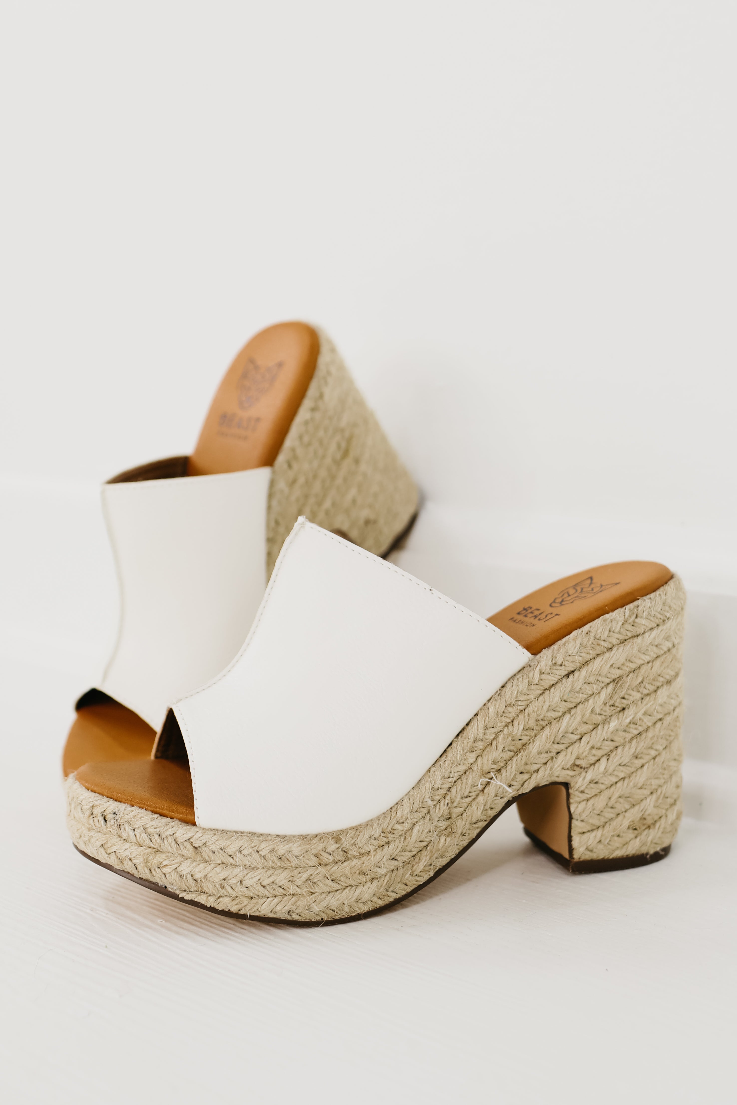 The Jensen Wedge Sandal | White - FINAL SALE