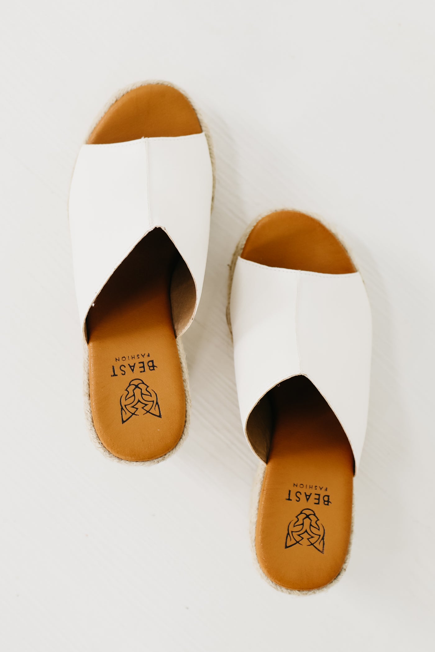 The Jensen Wedge Sandal | White - FINAL SALE