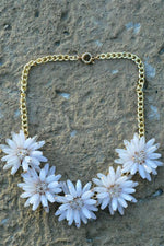 Flower Necklace - MOD Boutique