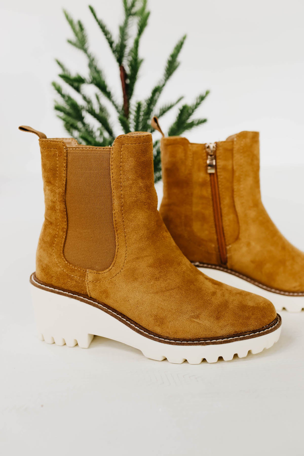 The Howl Bootie - Camel