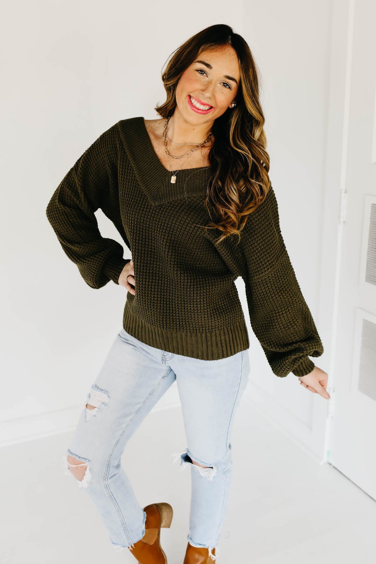 The Tucker V-Neck Waffle Sweater - Dusty Olive