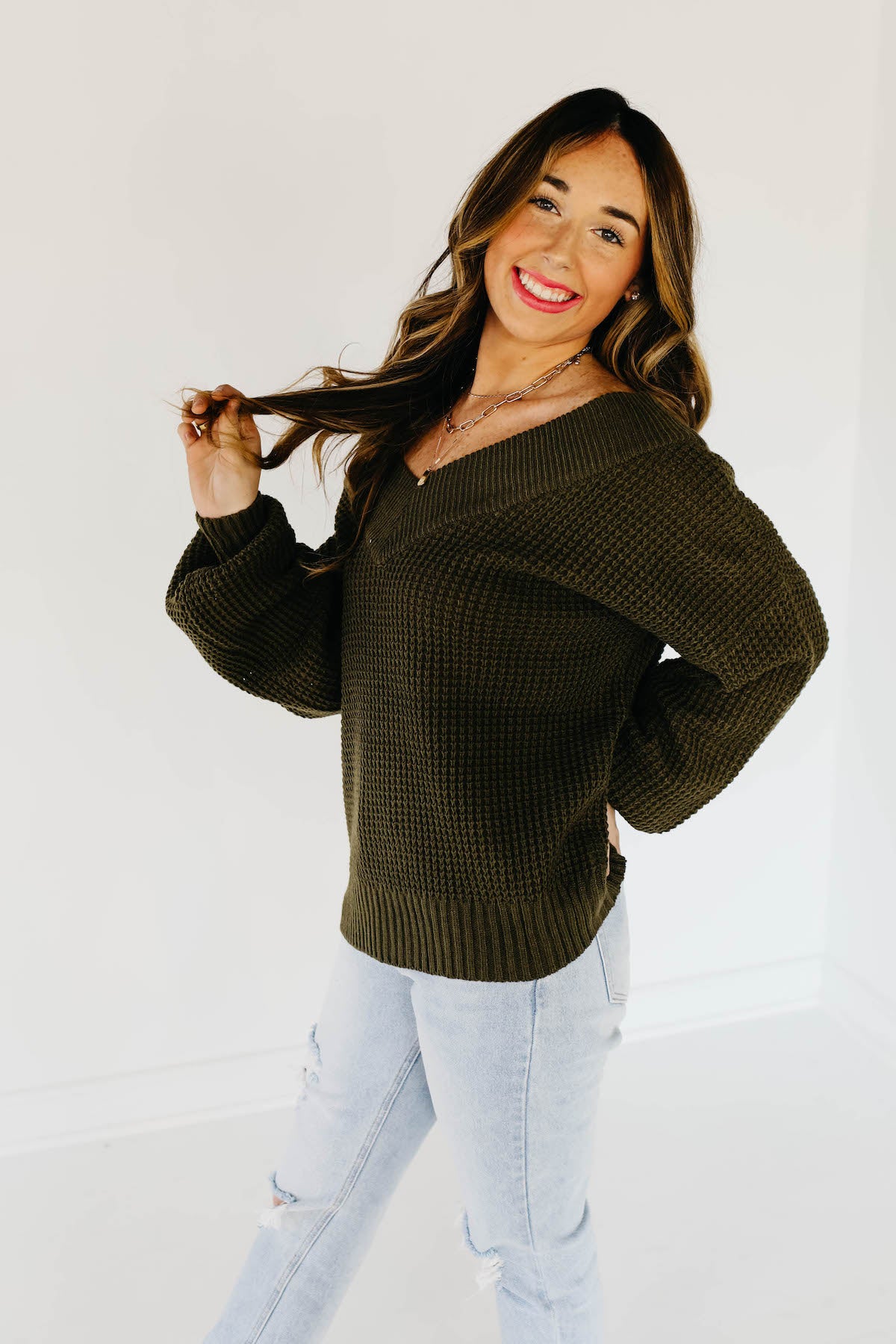 The Tucker V-Neck Waffle Sweater - Dusty Olive