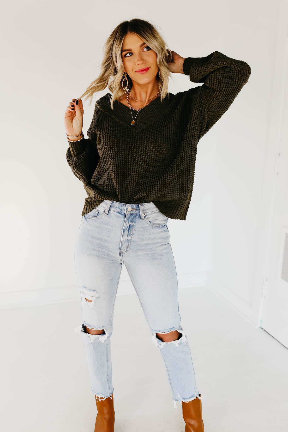 The Tucker V-Neck Waffle Sweater - Dusty Olive
