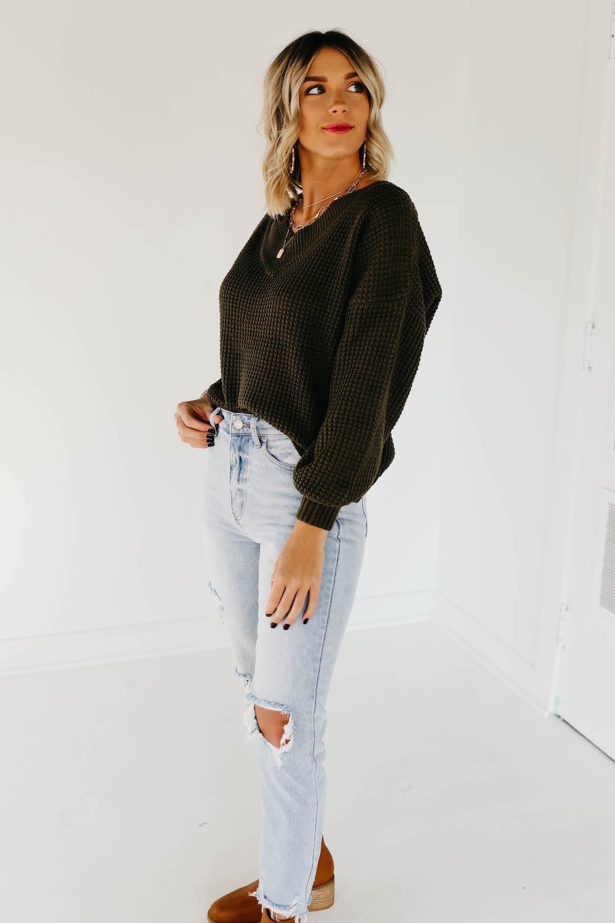 The Tucker V-Neck Waffle Sweater - Dusty Olive