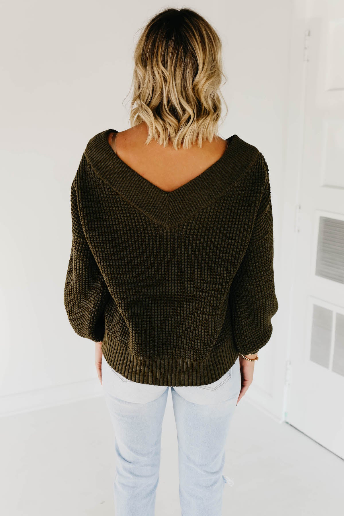 The Tucker V-Neck Waffle Sweater - Dusty Olive