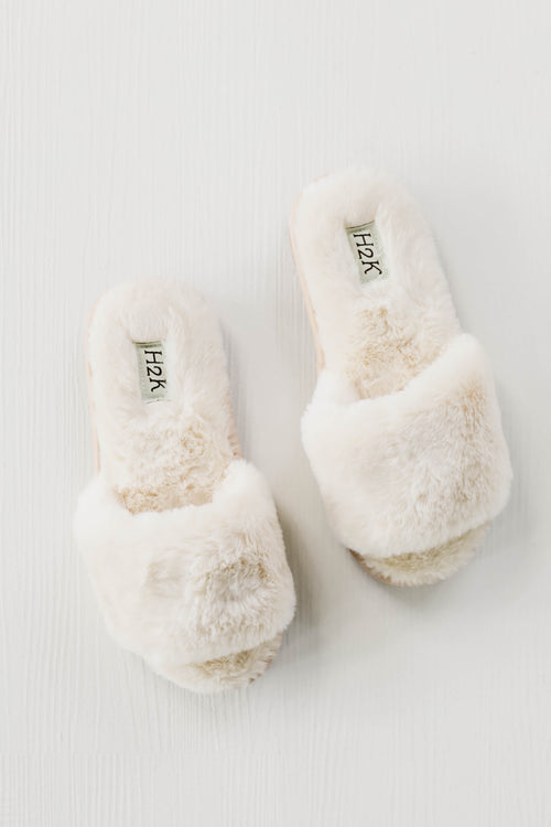 The Jennifer Cozy Slipper - White