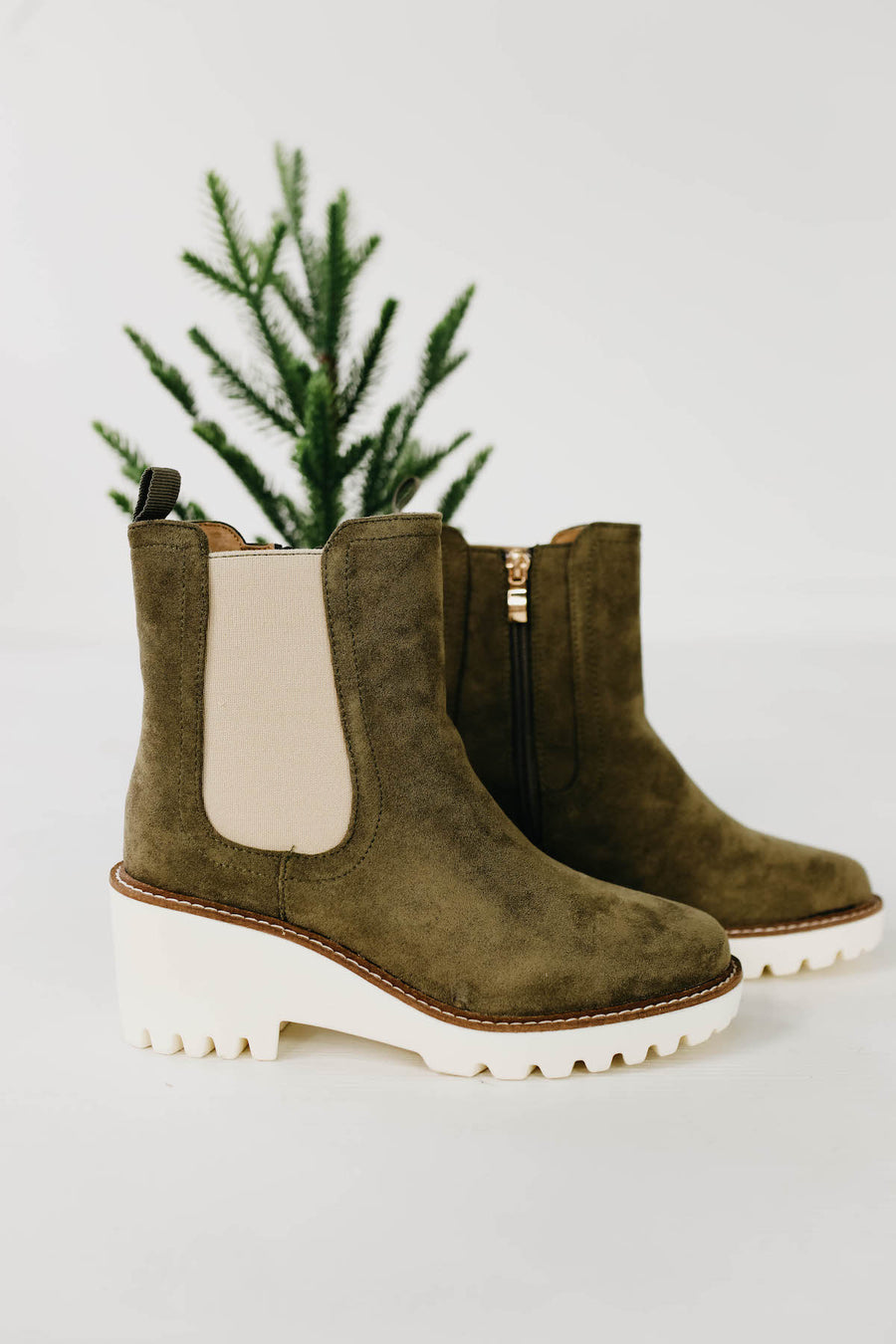 The Howl Bootie - Sage