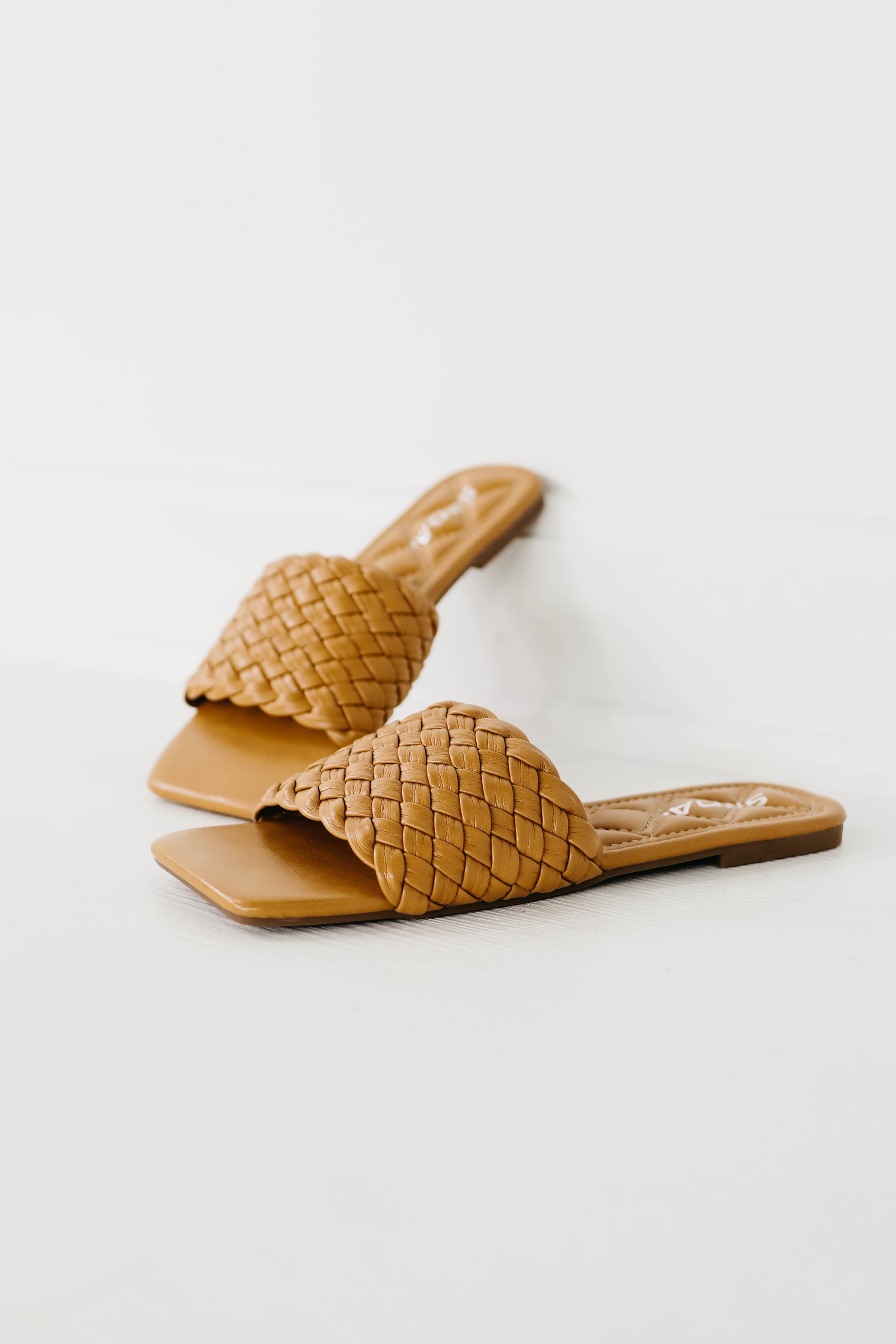 The Tweed Slide - Camel