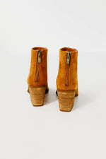The Elvan Bootie - Camel
