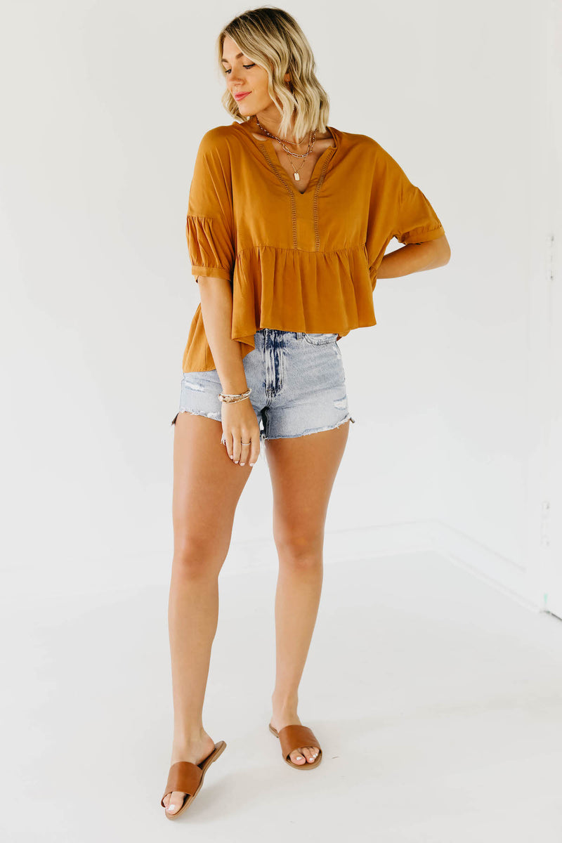 The Octavia Trim Detail Top - Camel