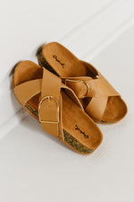 Luka Buckle Sandal - Tan