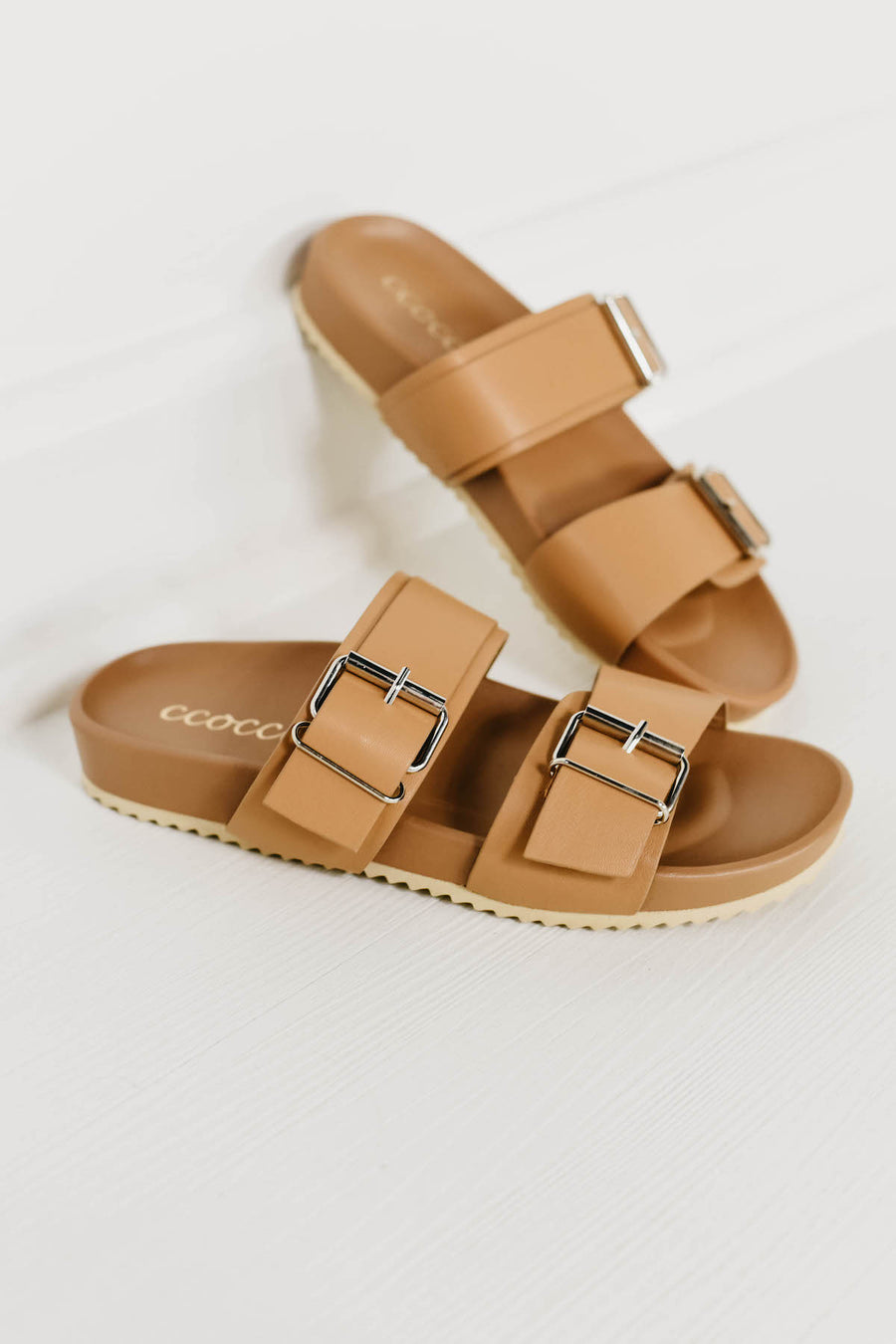 The Rouge Sandal - Camel