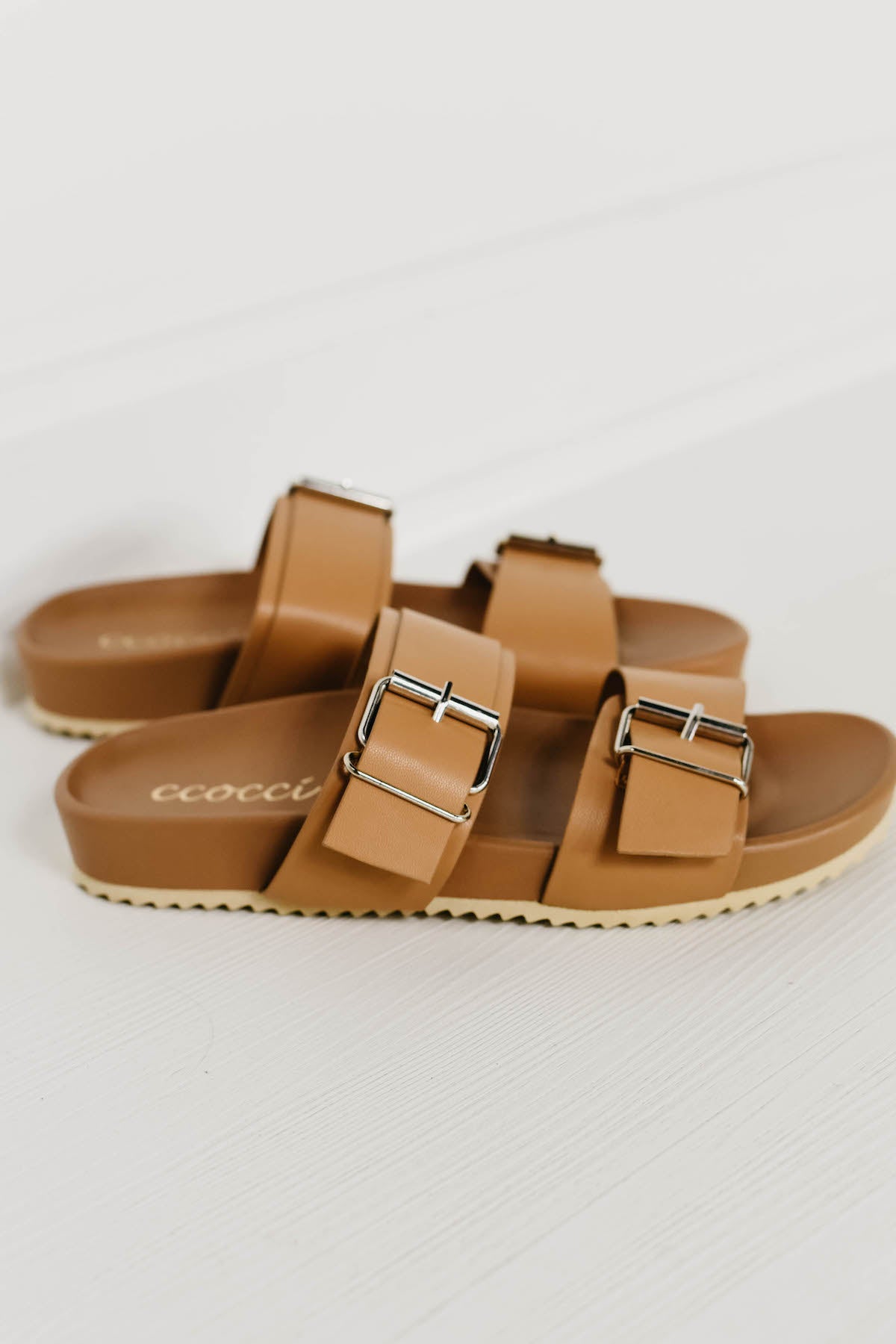 The Rouge Sandal - Camel