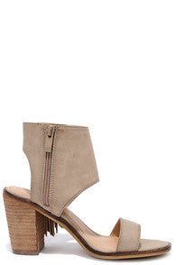 Vermont Fringe Bootie with Cut Out/8 - MOD Boutique